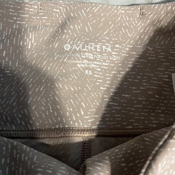 2 Athleta Salutation Stash pocket yoga pants XS - Picture 6 of 7